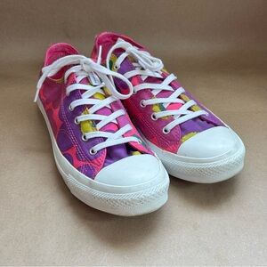 Converse x Marimekko Chuck Taylor All Star Low Top Sneaker in Pink Unikko. 8.5